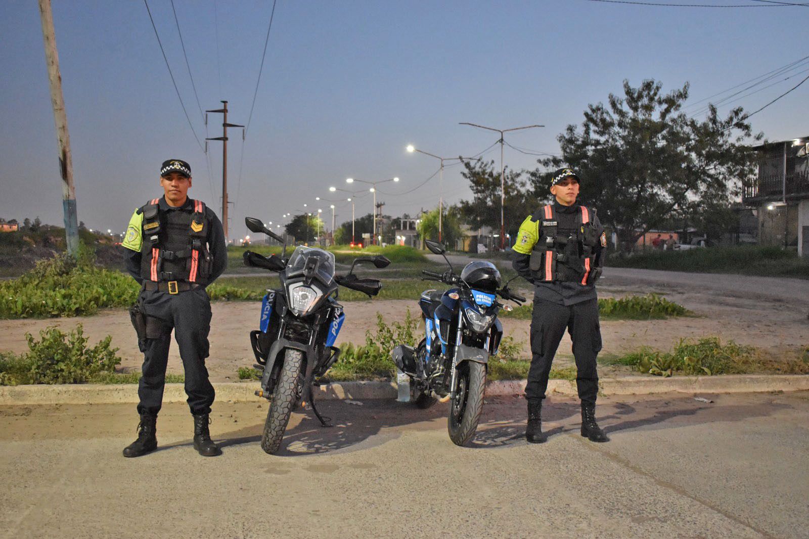 RESISTENCIA: CON UN DESPLIEGUE DE MÁS DE 100 EFECTIVOS POLICIALES, SE REALIZÓ UN OPERATIVO DE PREVENCIÓN EN LA ZONA SUR 