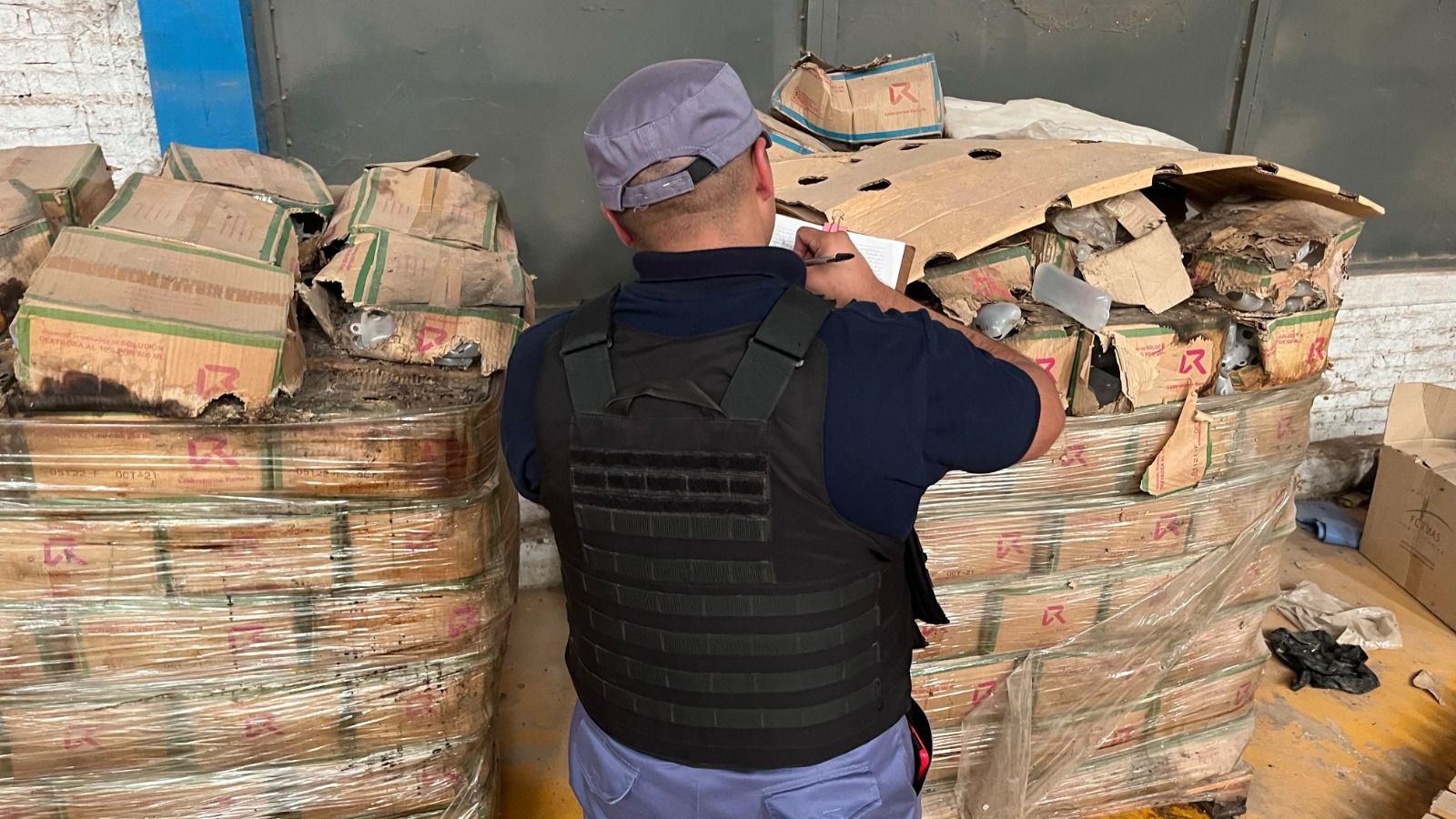 ALLANAMIENTOS EN LOS GALPONES ADONDE SE ENCONTRARON INSUMOS DE SALUD ABANDONADOS