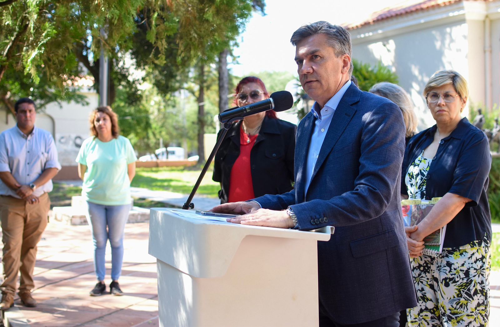 EL GOBERNADOR ANUNCIÓ EL PAGO DE LA CLÁUSULA GATILLO PARA DOCENTES