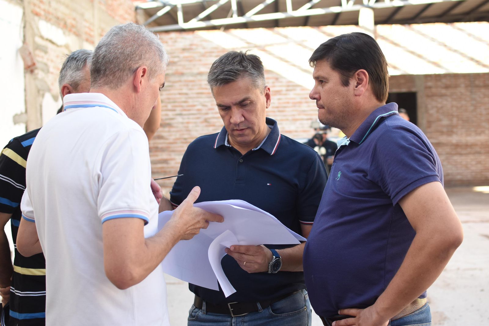 QUITILIPI: EL GOBERNADOR SE COMPROMETIÓ A TERMINAR LAS OBRAS PARALIZADAS DEL HOSPITAL Y DE LA TERMINAL DE ÓMNIBUS