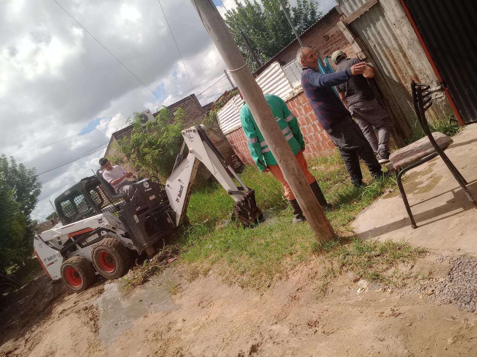 LÍNEA 108: TRABAJO ARTICULADO Y ASISTENCIA INTEGRAL A LOS ADULTOS MAYORES EN SITUACIÓN DE VULNERABILIDAD