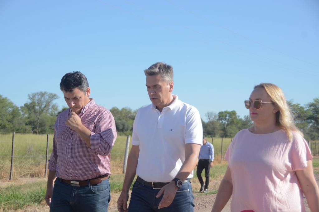 ZDERO EN EL DEPARTAMENTO BROWN: ELECTRIFICACIÓN RURAL EN RÍO MUERTO- LOS FRENTONES Y PRIMER PARQUE SOLAR DEL CHACO, EN PAMPA DEL INFIERNO