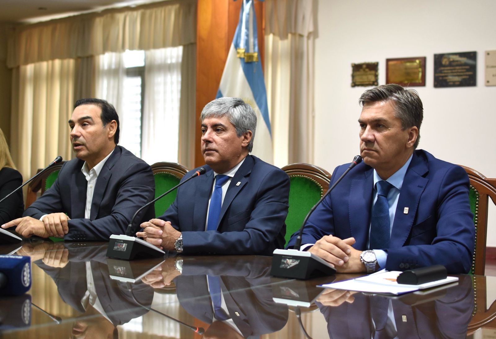 EL GOBIERNO DEL CHACO, DE CORRIENTES Y LA UNNE PLANIFICAN POLÍTICAS DE DESARROLLO PARA LA REGIÓN 