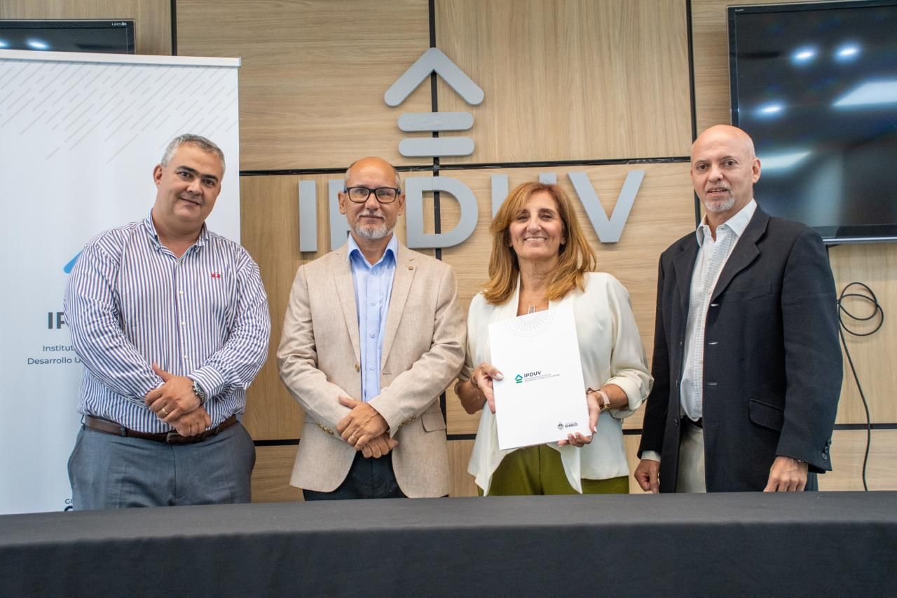 OPTIMIZACIÓN DEL ESTADO: EL IPDUV FIRMÓ CONVENIO CON PRODUCCIÓN Y EL ICCTI