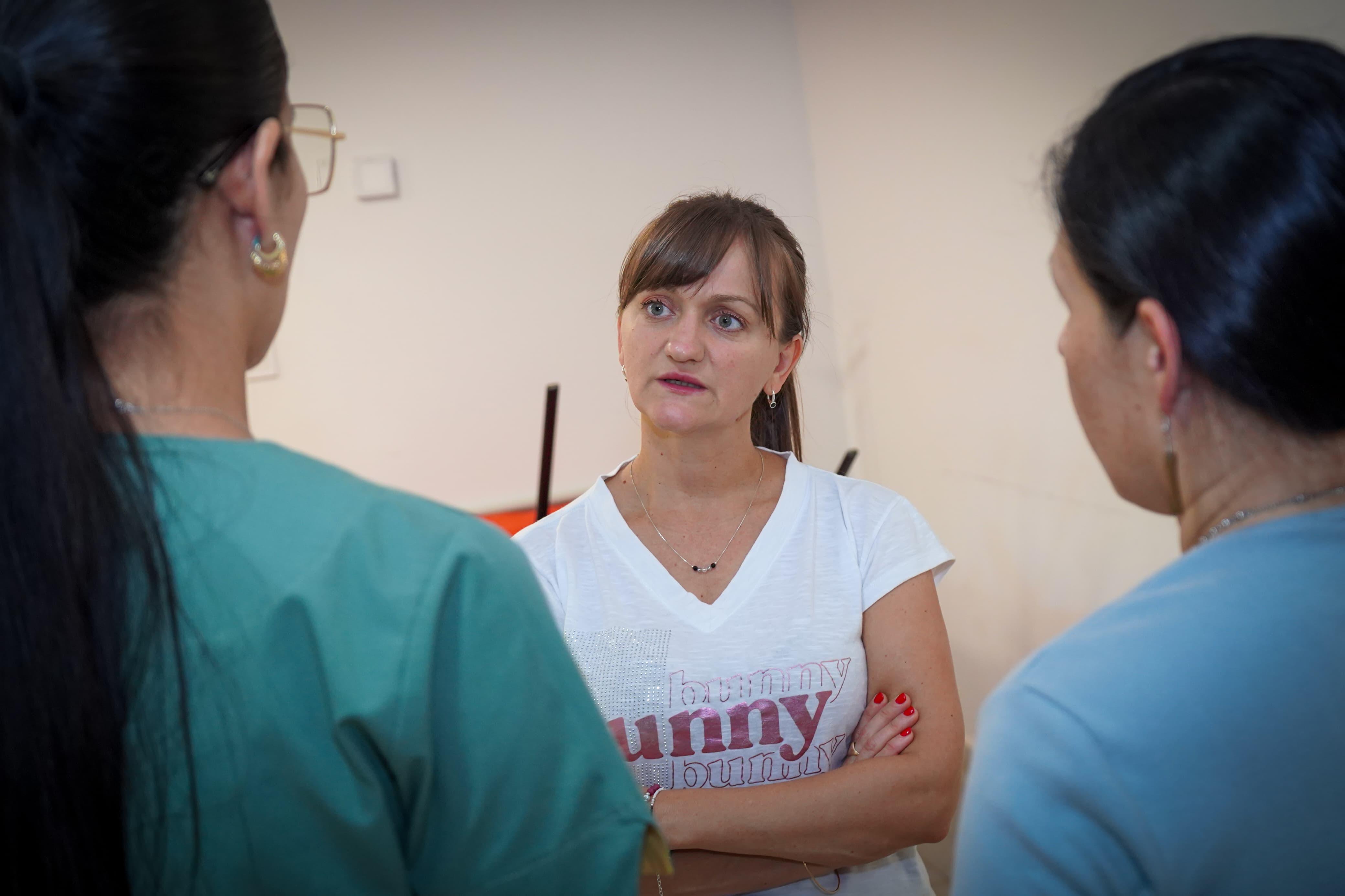 LA VERDE: LA VICEGOBERNADORA SCHNEIDER  ESTUVO ATENDIENDO DEMANDAS DE LA COMUNIDAD