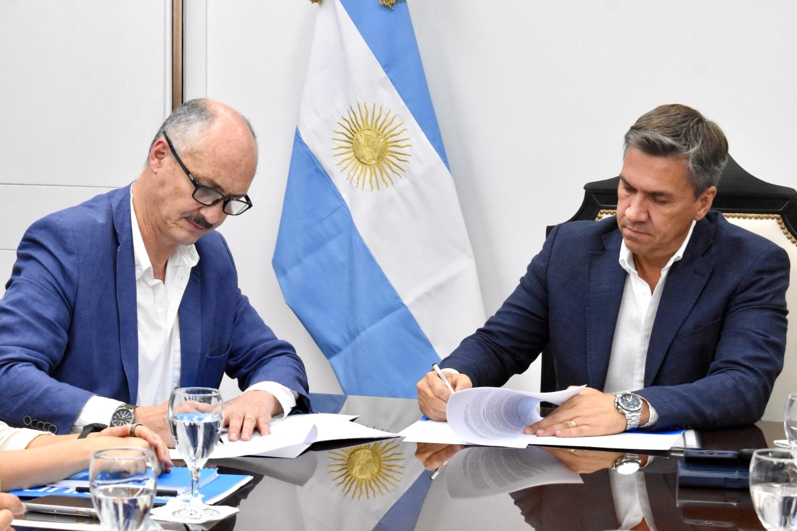 ESTA TARDE: EL GOBIERNO DEL CHACO FIRMÓ JUNTO A UNICEF UN CONVENIO MARCO DE COOPERACIÓN