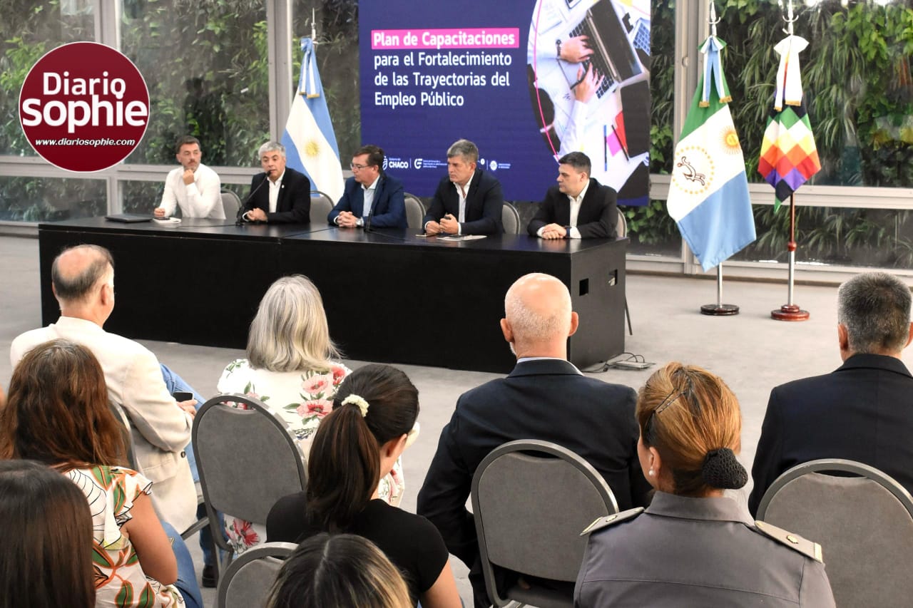MODERNIZACIÓN DEL ESTADO: EL GOBIERNO PROVINCIAL PRESENTÓ EL PROGRAMA DE FORMACIÓN 2025 DEL CEFCA PARA EMPLEADOS PÚBLICOS