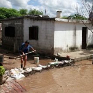 Más de 6000 evacuados y se teme por el impacto de las lluvias en la producción