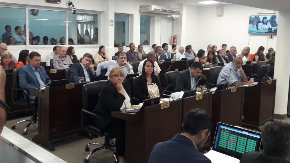 Proponen que diputados de Chaco cobren hasta $50 mil