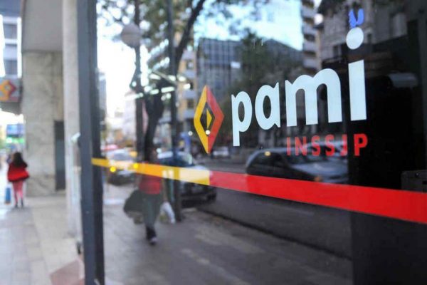 PAMI: por el coronavirus, se pueden pedir recetas digitales