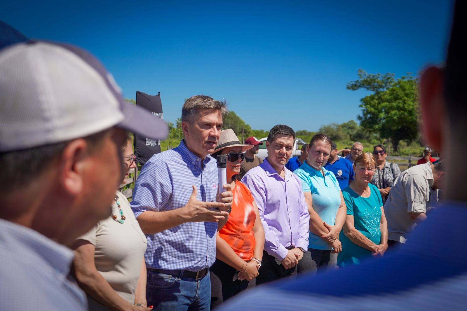 ENRIQUE URIEN: ZDERO ENTREGÓ REPRODUCTORES CAPRINOS A PRODUCTORES DE LA ZONA