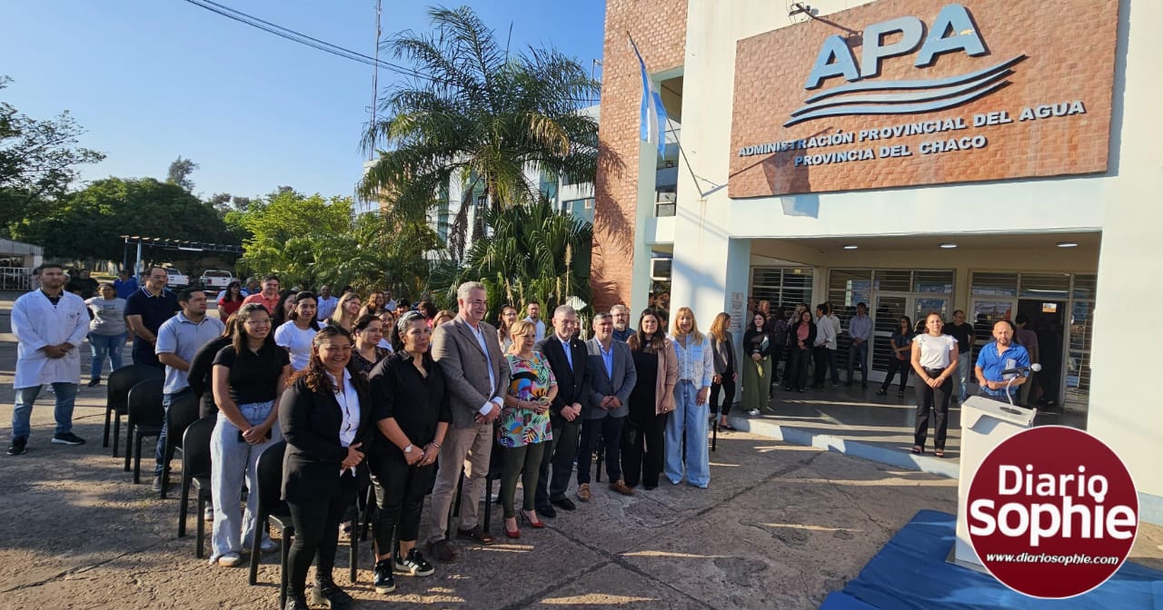 DÍA DEL EMPLEADO DE LA APA: AUTORIDADES DEL ORGANISMO PROVINCIAL REALIZARON UN RECONOCIMIENTO A TODO EL PERSONAL