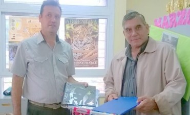 Entrega de Útiles Escolares en Fuerte Esperanza 2016