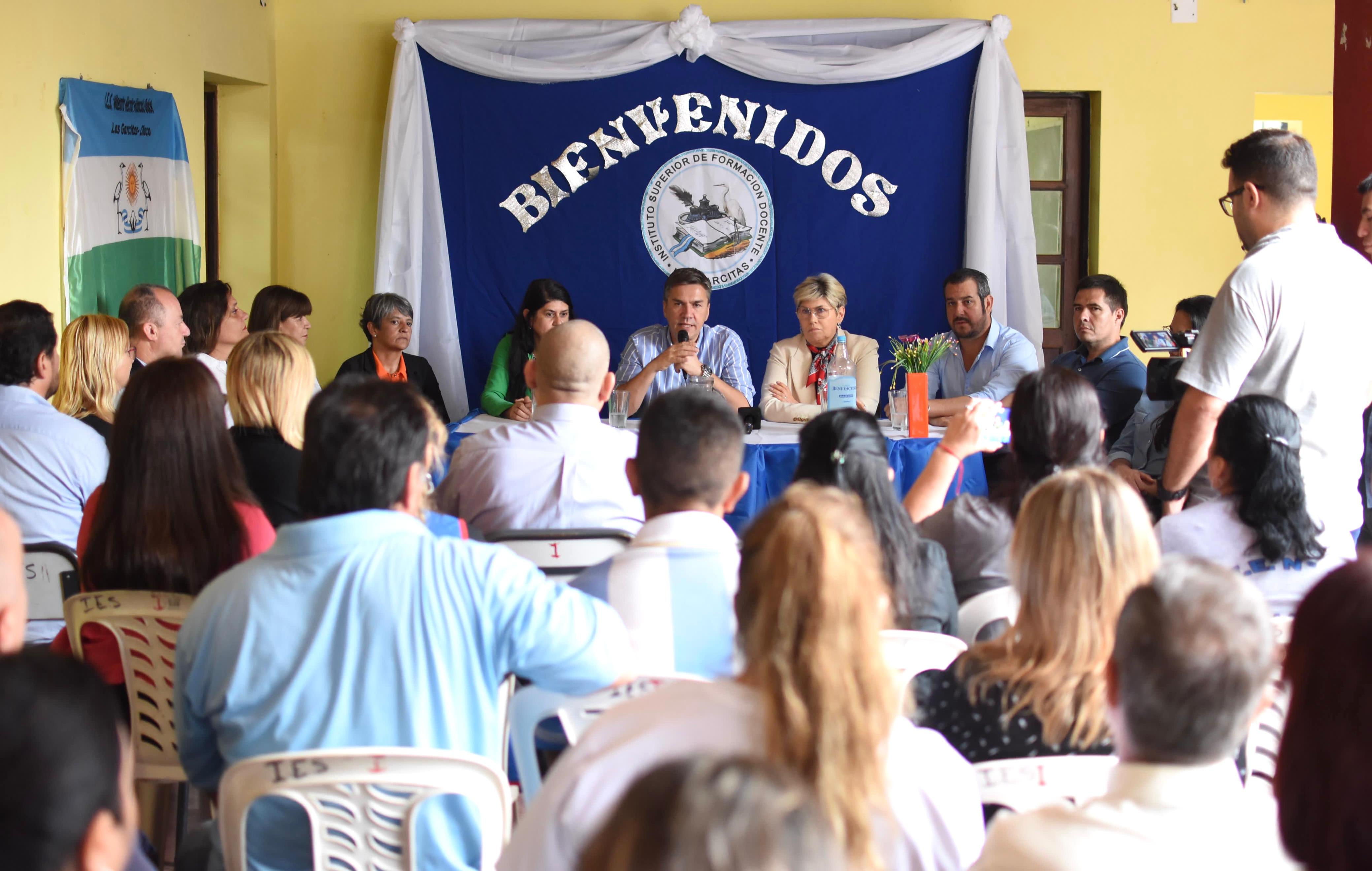 LAS GARCITAS: ZDERO ESTUVO HOY EN LA RESIDENCIA TERCIARIA FEMENINA MUNICIPAL