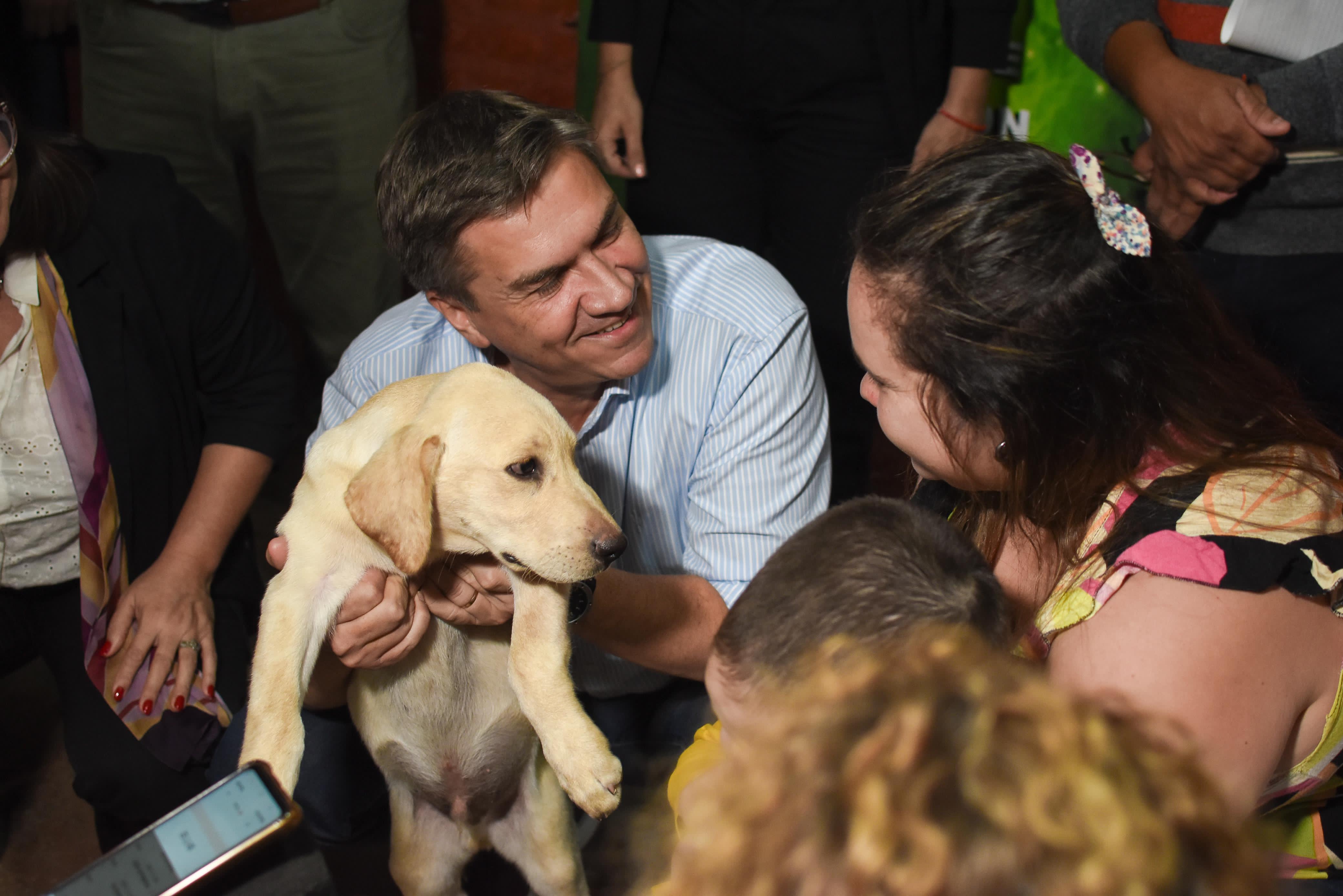 EL GOBERNADOR EN CASTELLI: ARTICULANDO Y FORTALECIENDO LAZOS CON CAIDIN