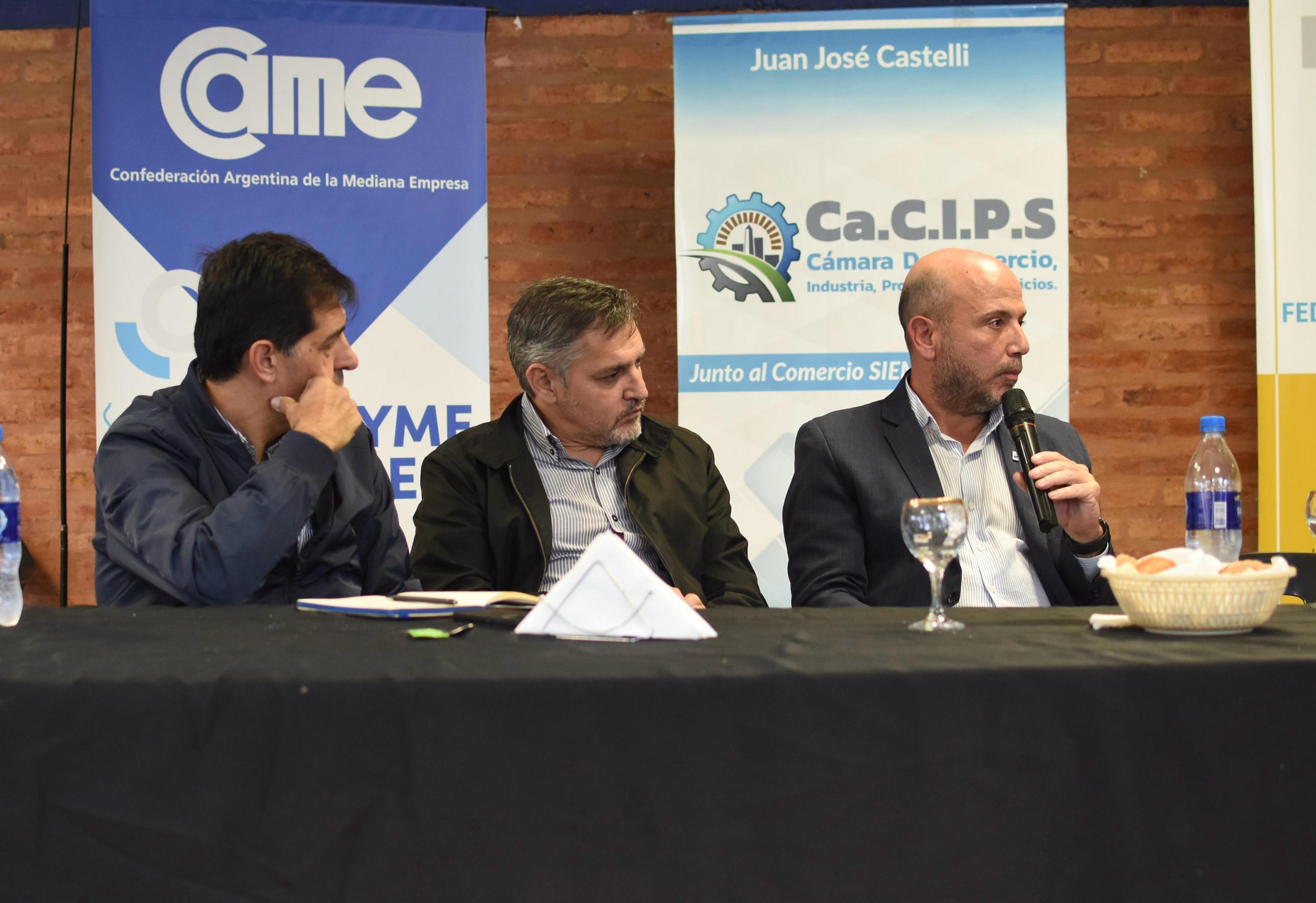 CASTELLI: EL GOBERNADOR SE REUNIÓ CON CÁMARAS DE COMERCIO PARA FORTALECER Y  DINAMIZAR AL SECTOR