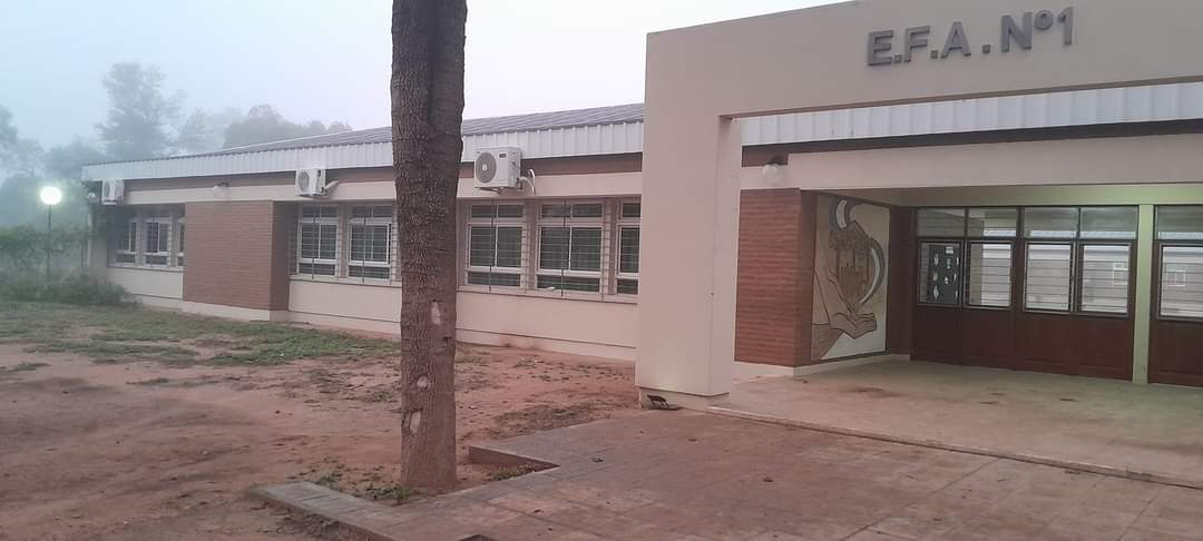 Fuerte Esperanza: Docente de la ESFA N° 1 denuncia falta de iluminación