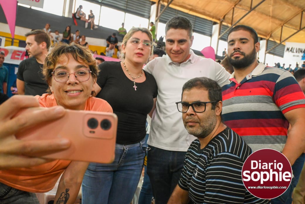ZDERO LLEVÓ A BARRANQUERAS EL MENSAJE DE ORDEN Y TRANSPARENCIA : “HAY QUE DAR VUELTA LA PÁGINA PARA IR HACIA UN CHACO MEJOR”