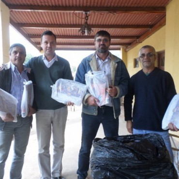 Entrega de Útiles y Libros -2016