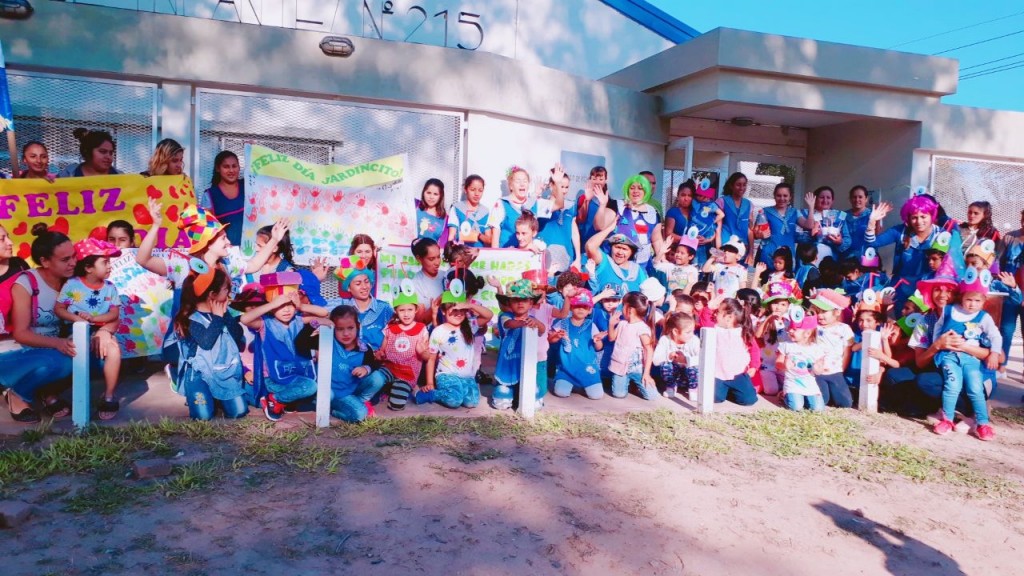 Así Comenzó la Semana de los Jardineritos y sus Maestras