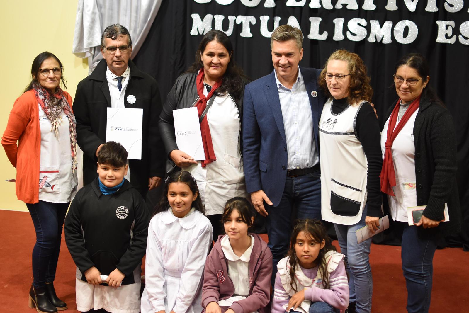 VILLA ÁNGELA: ZDERO LANZÓ EL PROGRAMA PROVINCIAL “COOPERATIVISMO Y MUTUALISMO ESCOLAR” PARA FORTALECER LA FORMACIÓN VINCULADA AL TRABAJO  