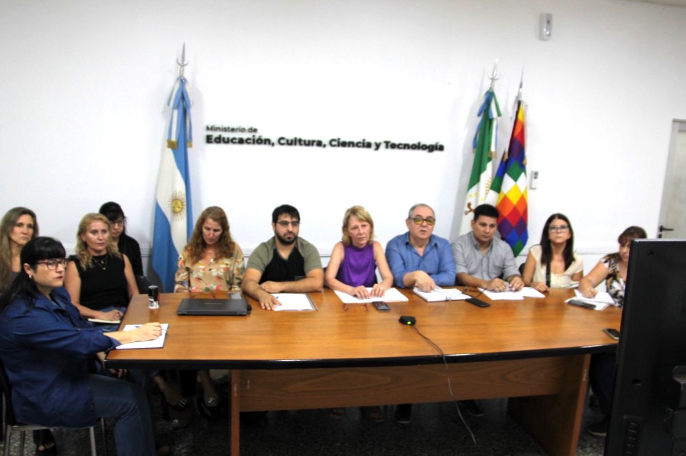 DIGITALIZACIÓN DE TÍTULOS DE NIVEL SECUNDARIO Y TERCIARIO: EDUCACIÒN AVANZA EN LA IMPLEMENTACIÓN DEL SISTEMA