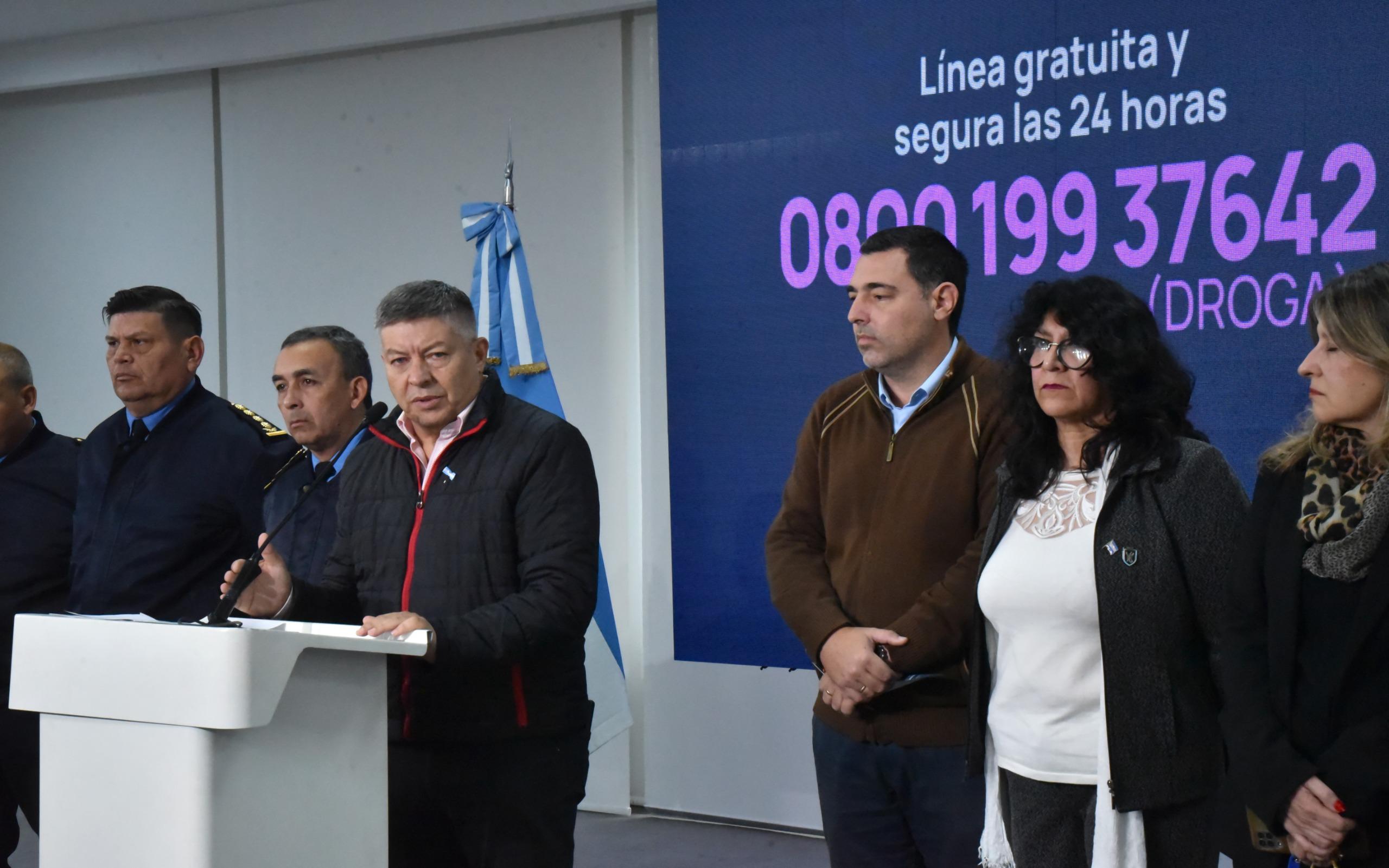 EL GOBIERNO PROVINCIAL PRESENTÓ LA LÍNEA 0-800-199-37642 EN LA LUCHA CONTRA LAS DROGAS