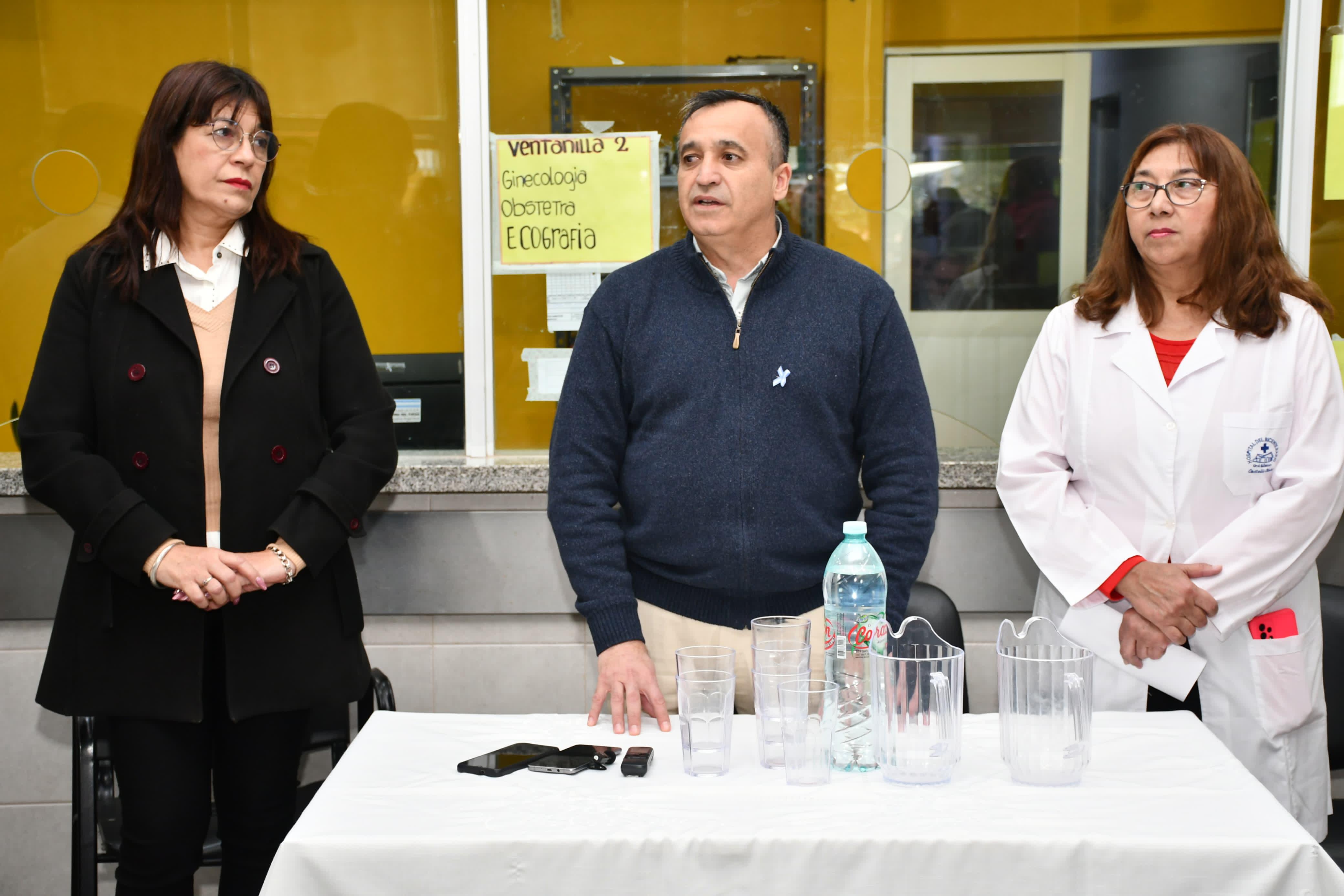 CASTELLI: EL MINISTRO RODRÍGUEZ ACOMPAÑÓ LA ASUNCIÓN DE LA NUEVA DIRECTORA DEL HOSPITAL BICENTENARIO