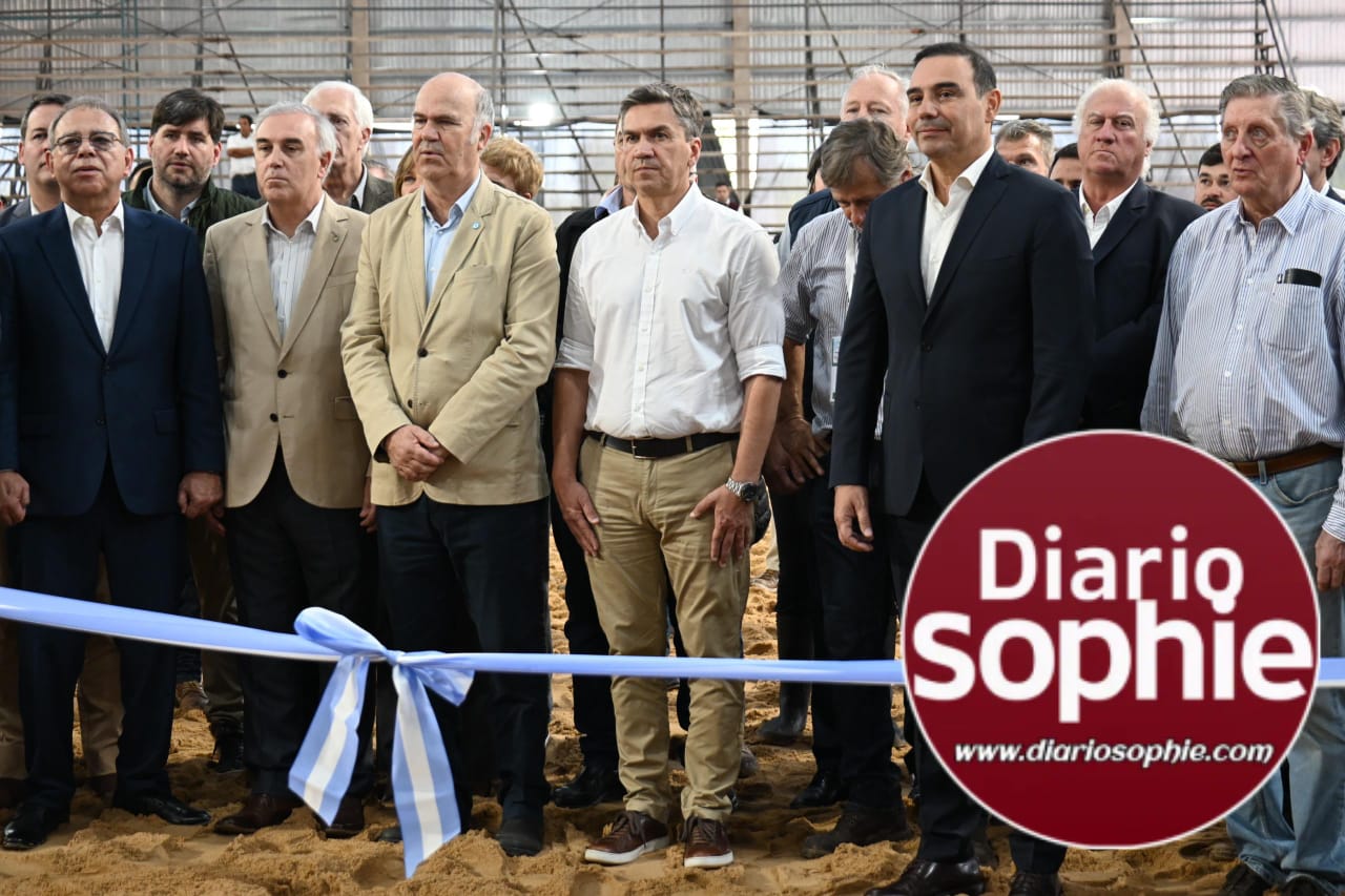 CORRIENTES: EL GOBERNADOR ZDERO ACOMPAÑÓ LA APERTURA DE LA 22° EXPOSICIÓN NACIONAL BRAFORD EN LA SOCIEDAD RURAL