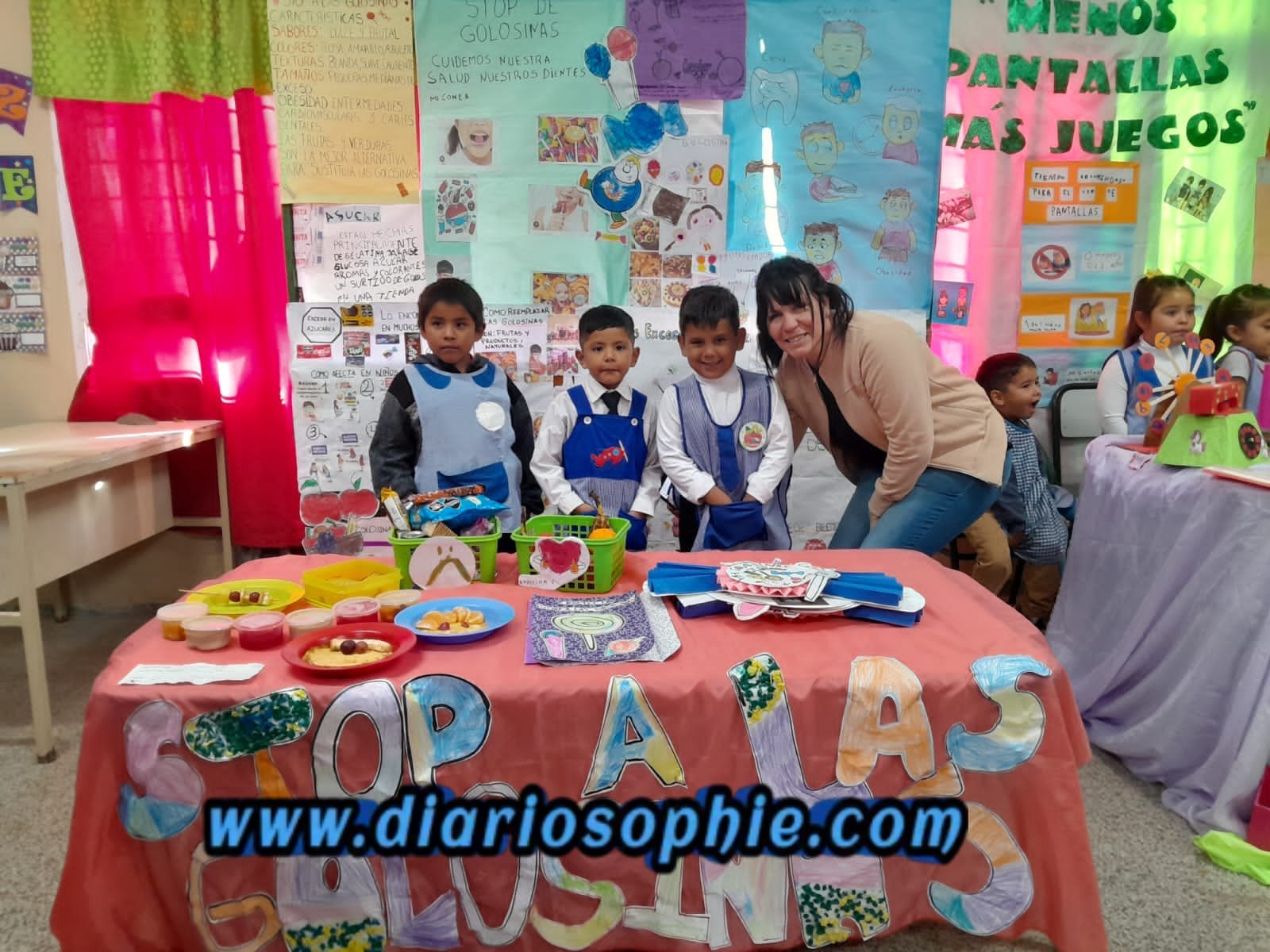 Fuerte Esperanza: La Intendente Inés Ortega participó de la Feria de Ciencias.