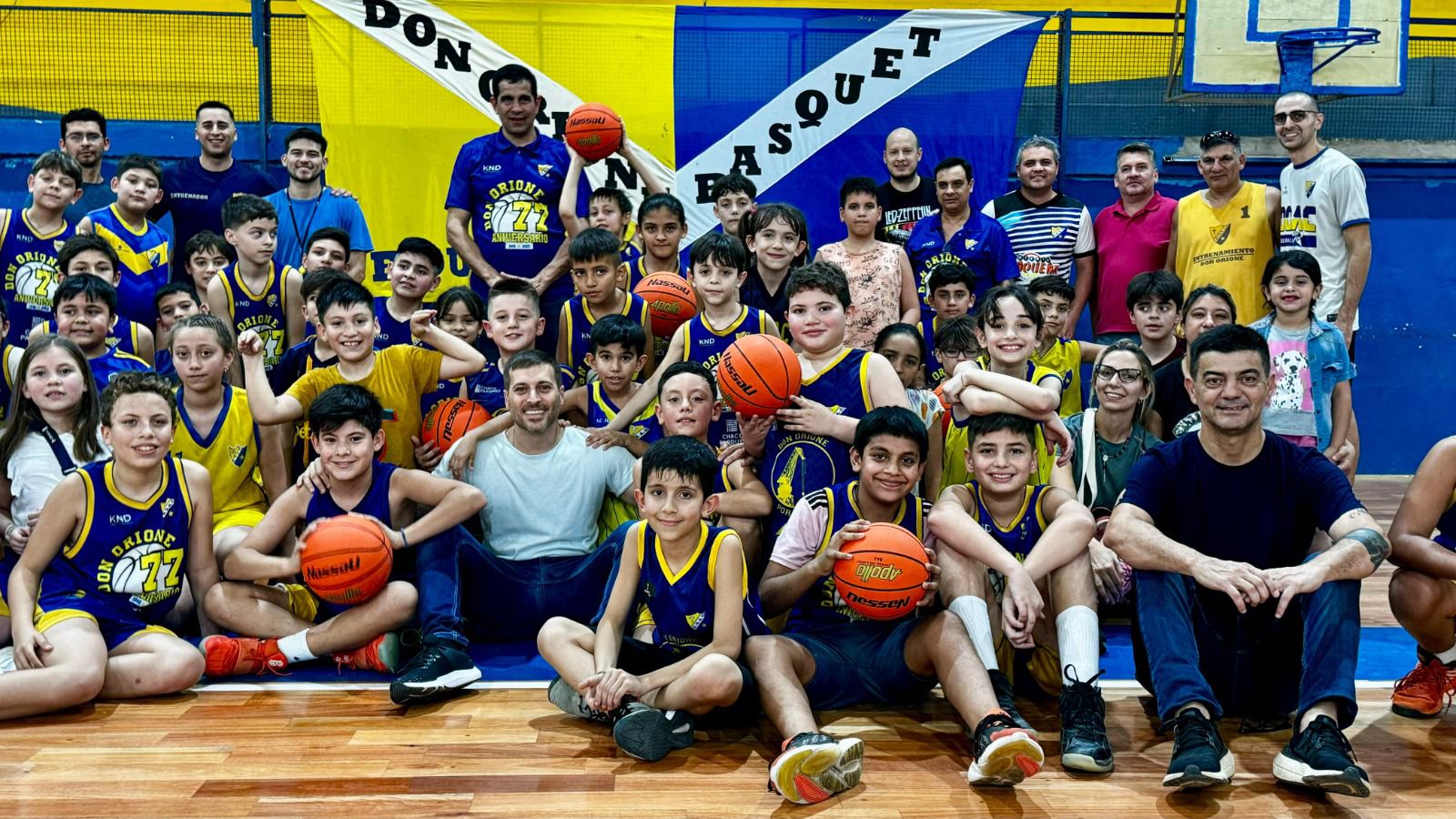 BARRANQUERAS: EL GOBIERNO PROVINCIAL ENTREGÓ ELEMENTOS DEPORTIVOS AL CLUB DON ORIONE