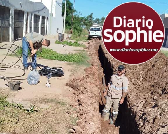 DEMANDA HISTÓRICA: SAMEEP AVANZA CON LA EXTENSIÓN DE REDES EN DISTINTOS BARRIOS DE CHARATA