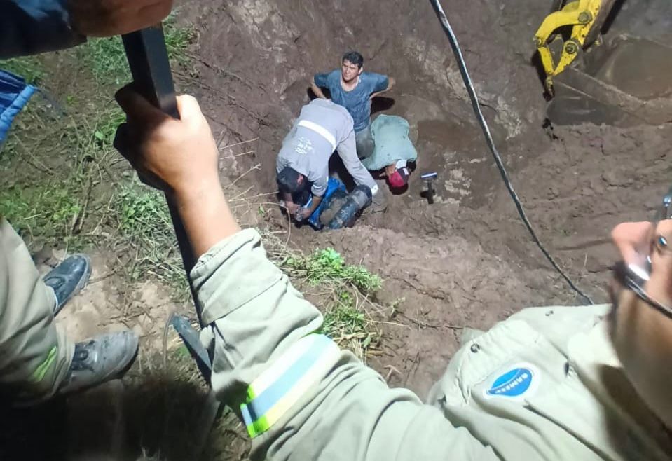 PAMPA DEL INDIO: SE REPARÓ ROTURA DE VÁLVULA DEL ACUEDUCTO DE LAS 7 LOCALIDADES