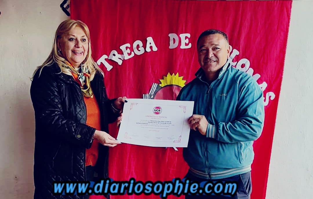 UCR: Se realizó la Entrega de Certificados a los Nuevos Integrantes de la Mesa de conducción del partido en Fuerte Esperanza.