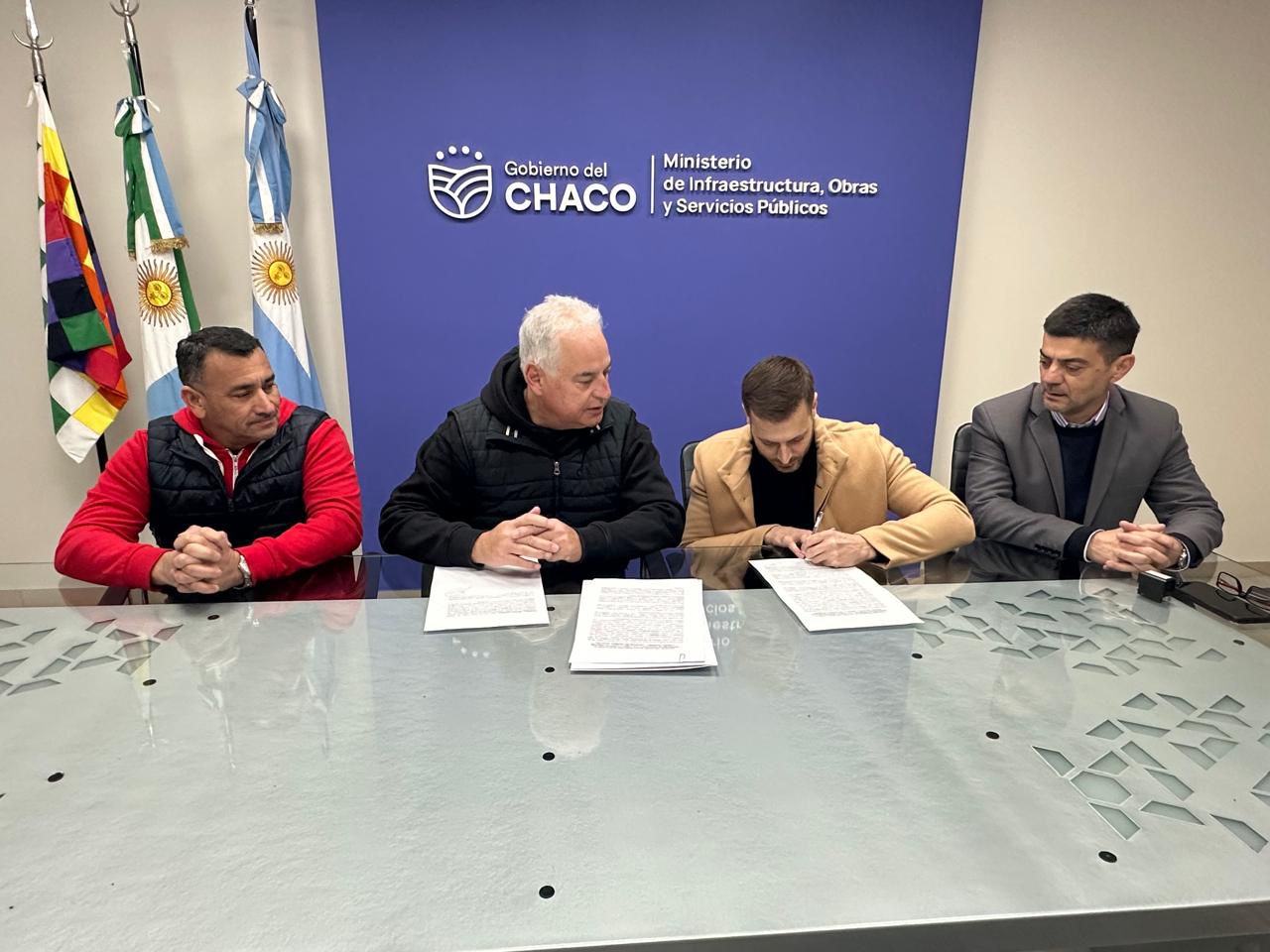 CLUBES: ACUERDO ENTRE ÁREAS DEL GOBIERNO PROVINCIAL PARA AVANZAR EN OBRAS CLAVES