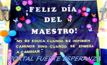 Acto Día del Maestro en la EEP N° 887
