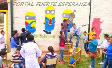 Mural Escolar de la EEP N° 887 de Fuerte Esperanza