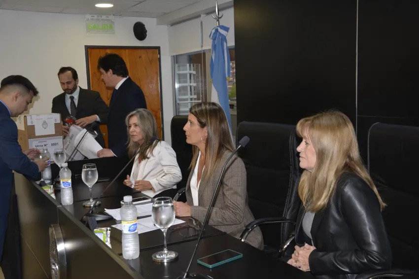 TERMINA EL ESCRUTINIO DEFINITIVO Y ZDERO MANTENDRÍA LA VICTORIA