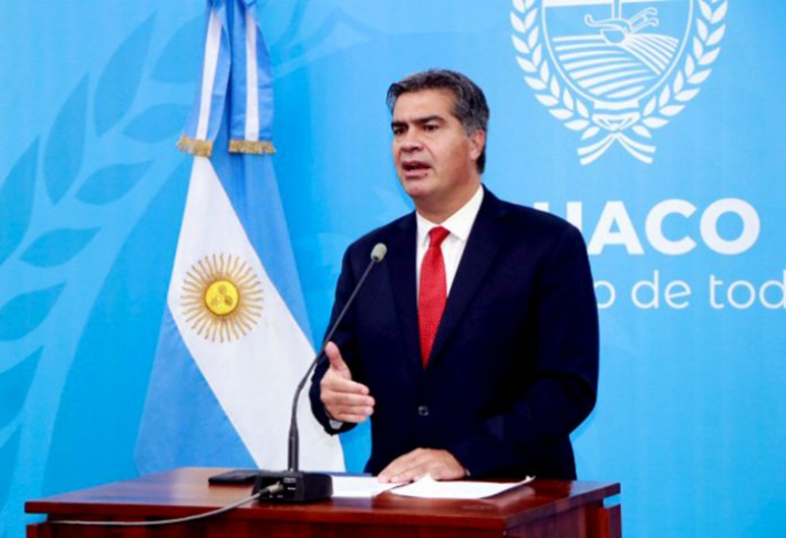 El gobernador pidió regular más a los medios y dijo que 