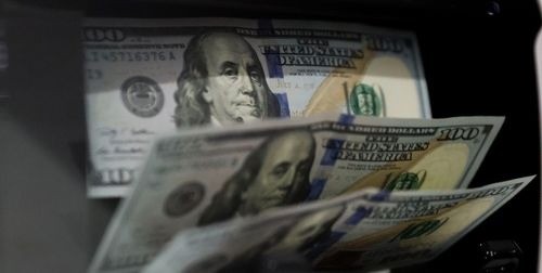 EL DÓLAR VUELVE A APROXIMARSE A LOS $ 1.500 POR LA EXPECTATIVA SOBRE LA TASA