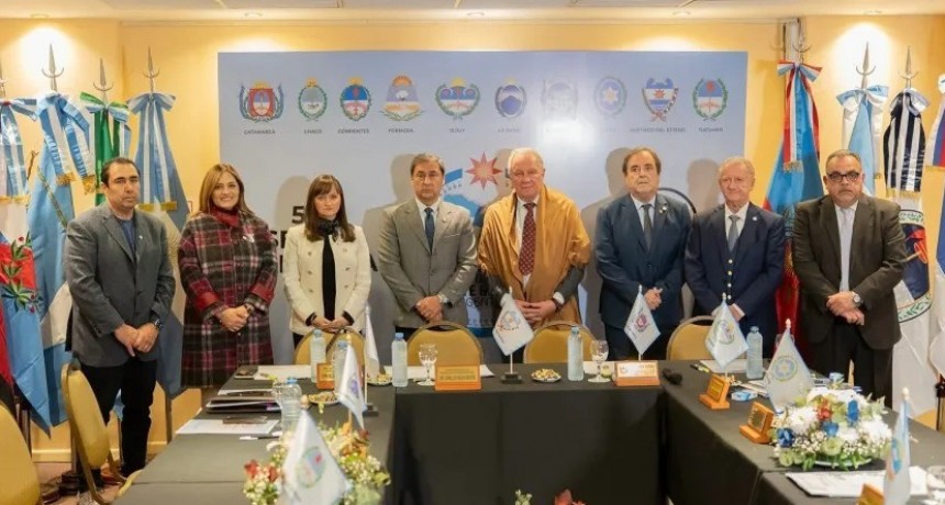 CUMBRE DEL NORTE GRANDE EN SANTIAGO DEL ESTERO: SCHNEIDER VIAJÓ POR CHACO