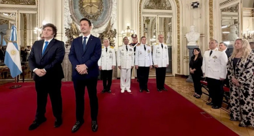 JAVIER MILEI PRESIDIÓ LA CEREMONIA DE ENTREGA DE SABLES Y ASCENSOS A LAS FUERZAS ARMADAS