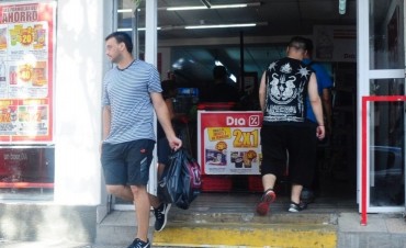Después de un año sin bolsas plásticas, afirman que la medida perjudicó el medio ambiente