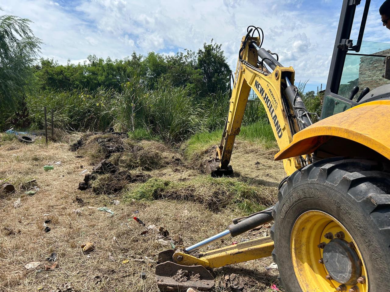 VILLA CHICA: OPERATIVO PARA LIBERAR DESAGÜES PLUVIALES Y PREVENIR ANEGAMIENTOS