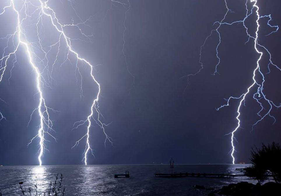 El SMN emitió un alerta a las 18:00 hs por tormentas intensas para Chaco, Corrientes y Misiones