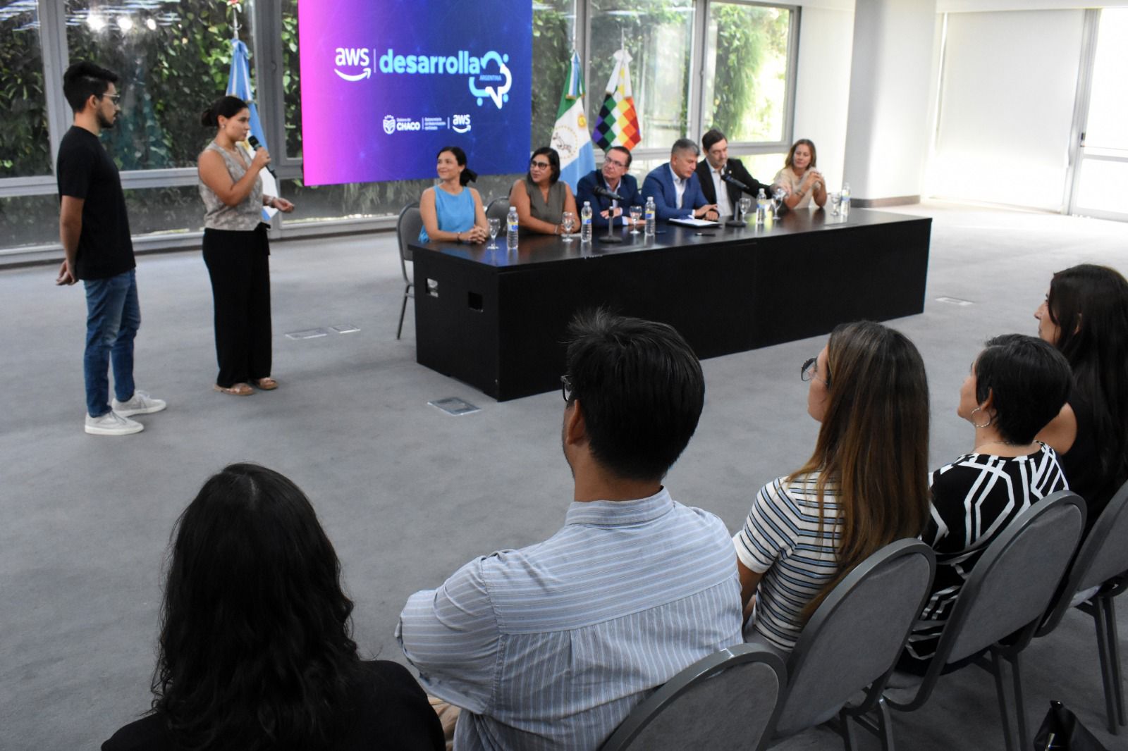 CHACO PRESENTÓ AWS ENTRENA Y AWS DESARROLLA PARA IMPULSAR EL TALENTO DIGITAL Y LAS STARTUPS LOCALES