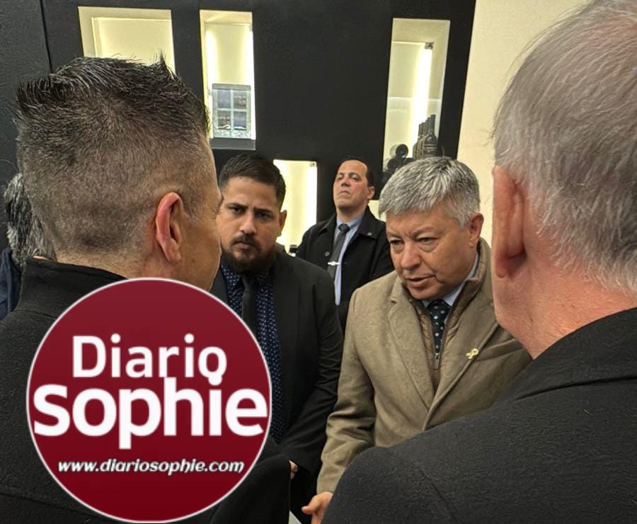 BUENOS AIRES: EL MINISTRO MATKOVICH PARTICIPÓ DEL ACTO HOMENAJE A LAS VÍCTIMAS DEL  ATENTADO A LA AMIA