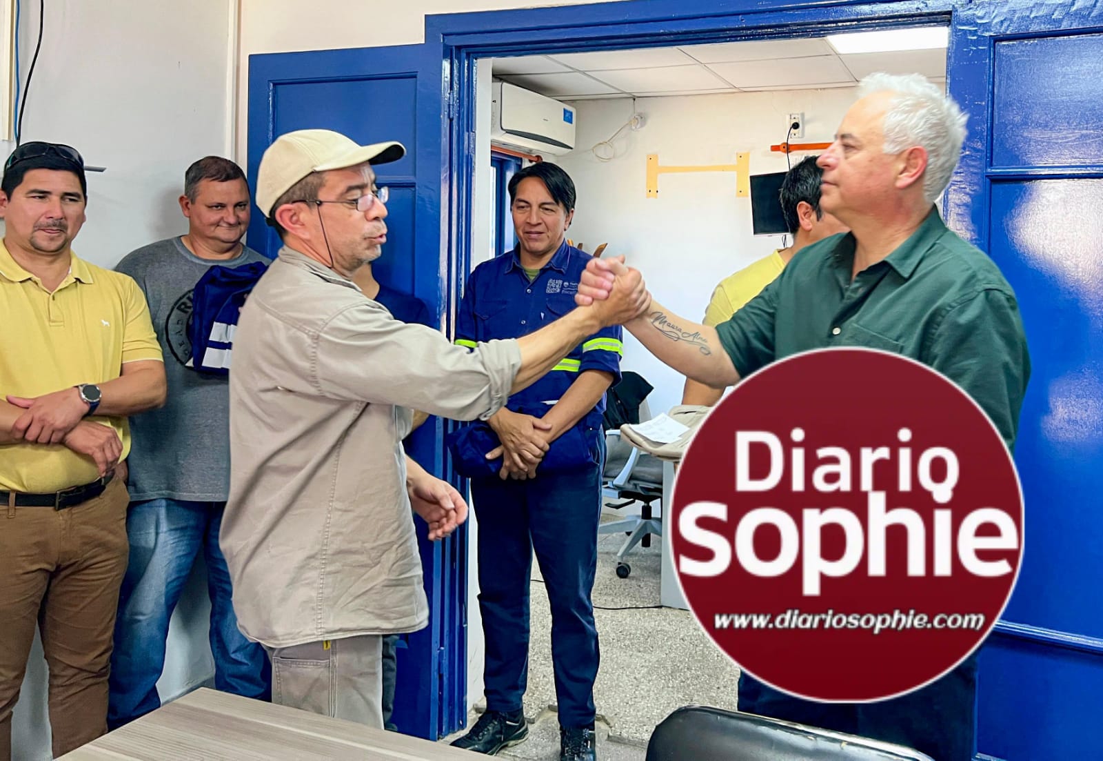 SE ENTREGÓ NUEVA INDUMENTARIA A AGENTES DE LA SUBSECRETARÍA DE TRANSPORTE Y DE LA DELEGACIÓN DE SÁENZ PEÑA