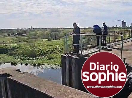 LA APA INICIÓ EL MANTENIMIENTO PREVENTIVO DEL SISTEMA DE DEFENSAS CONTRA INUNDACIONES EN EL GRAN RESISTENCIA