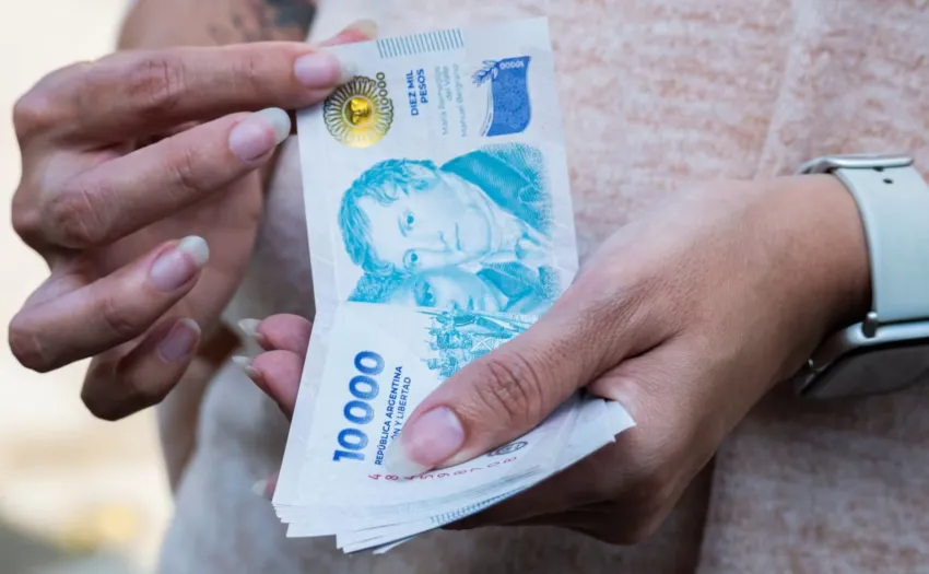 EN OCTUBRE: AUMENTÓ EL SALARIO MÍNIMO VITAL Y MÓVIL